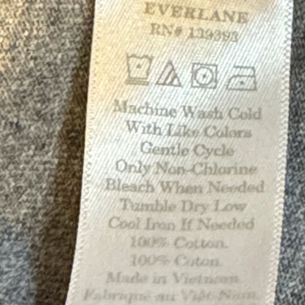 Everlane Heather Gray Men's Short Sleeve Tee - Picture 8 of 8